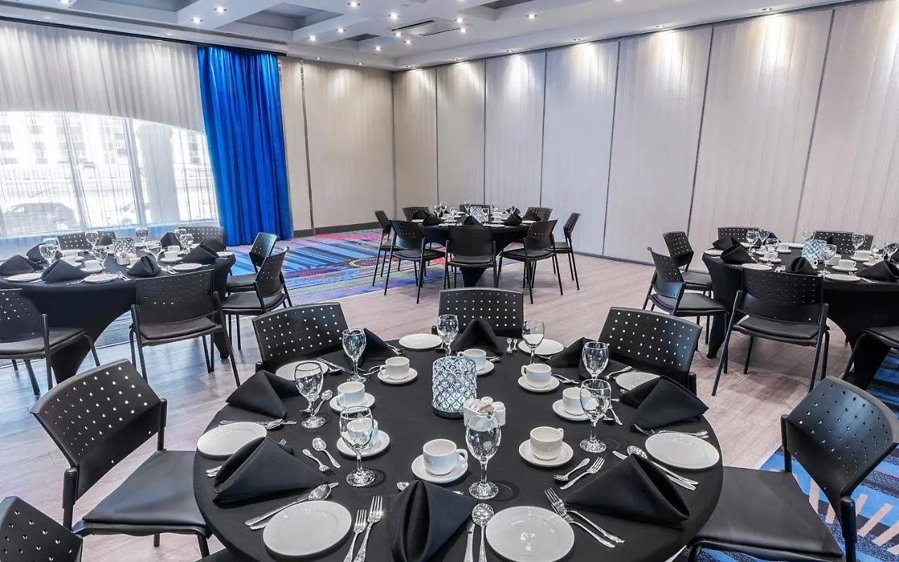 Отель Lhotelquebec
