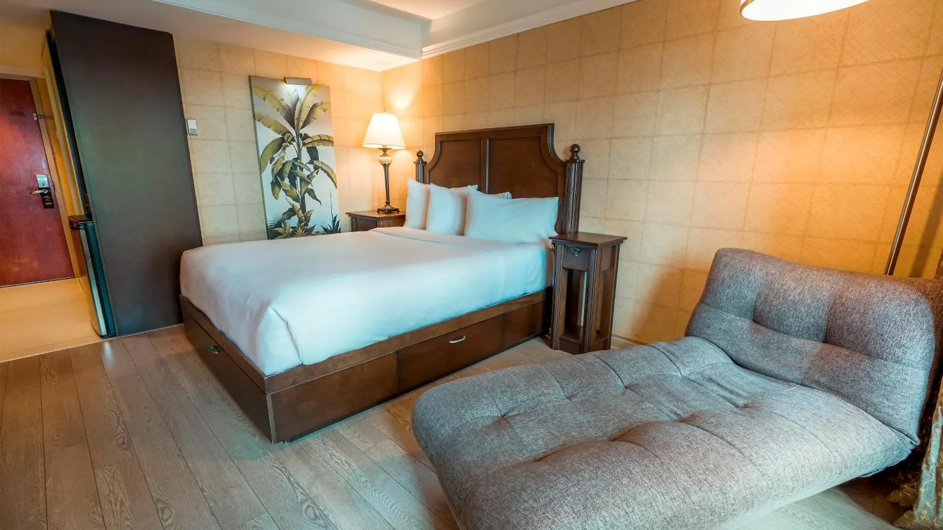 Lhotelquebec 4*, Квебек