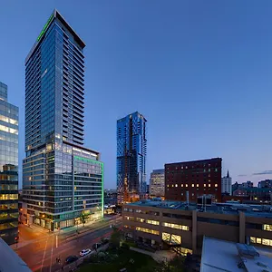 & - Centre-ville Ouest By Ihg Отель Монреаль